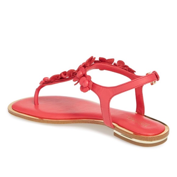 RELISTED SIZE 10 Michael Kors | Flower Leather Thong Sandal - Picture 5 of 8